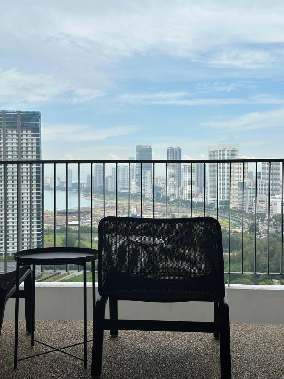 The Landmark Comfort Relax Spacious Sea View By Iz Tanjung Tokong Eksteriør bilde